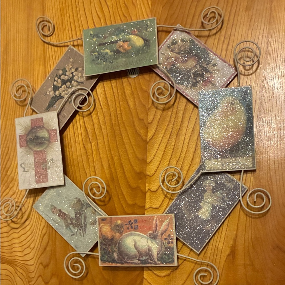 Decorative Easter Wreath with Vintage  Looking Easter Cards